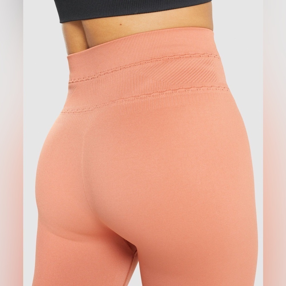 Gymshark Coral/Orange Studio Leggings - Picture 12 of 13